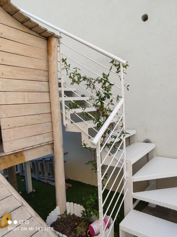 Appartamento Spotorno Con Ampio Terrazzo Attrezzato Anche Con Angolo Cottura Exteriör bild