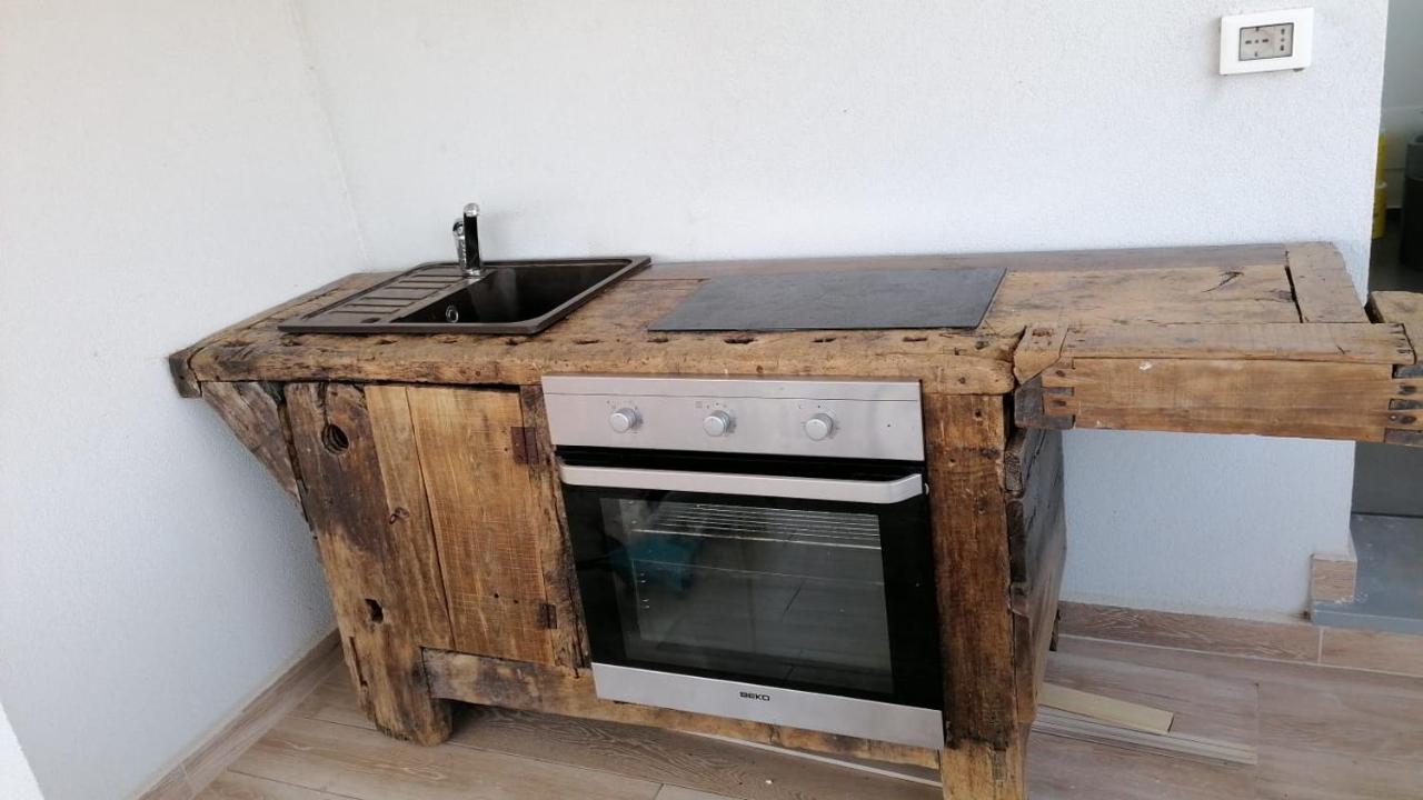 Appartamento Spotorno Con Ampio Terrazzo Attrezzato Anche Con Angolo Cottura Exteriör bild