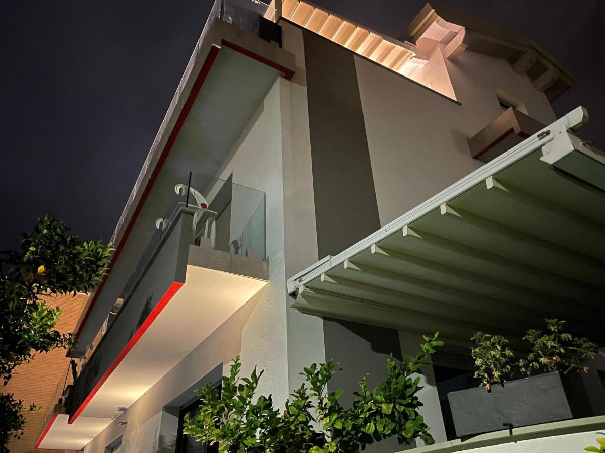 Appartamento Spotorno Con Ampio Terrazzo Attrezzato Anche Con Angolo Cottura Exteriör bild