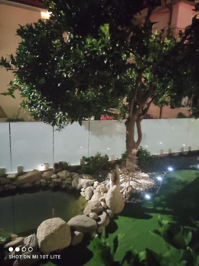 Appartamento Spotorno Con Ampio Terrazzo Attrezzato Anche Con Angolo Cottura Exteriör bild