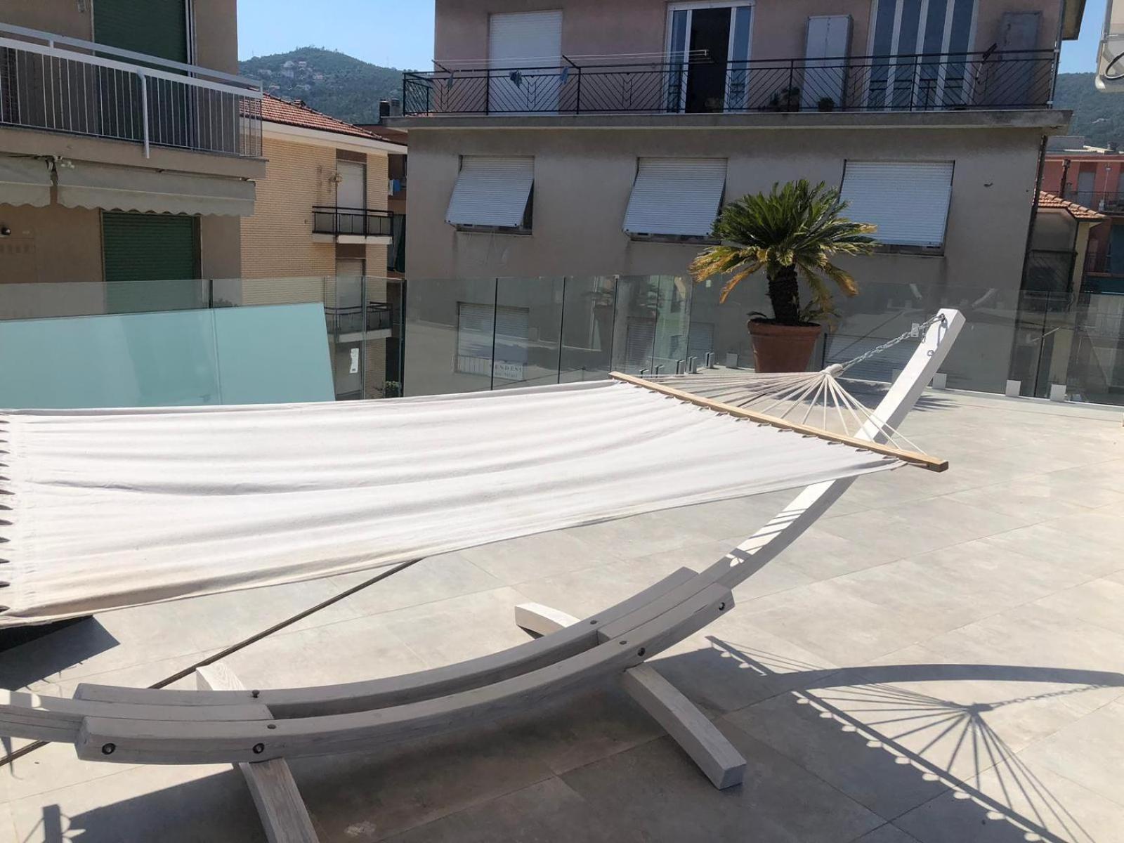 Appartamento Spotorno Con Ampio Terrazzo Attrezzato Anche Con Angolo Cottura Exteriör bild