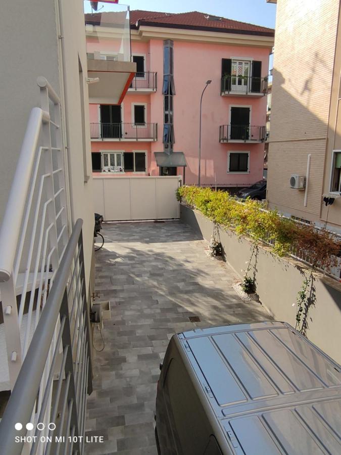 Appartamento Spotorno Con Ampio Terrazzo Attrezzato Anche Con Angolo Cottura Exteriör bild