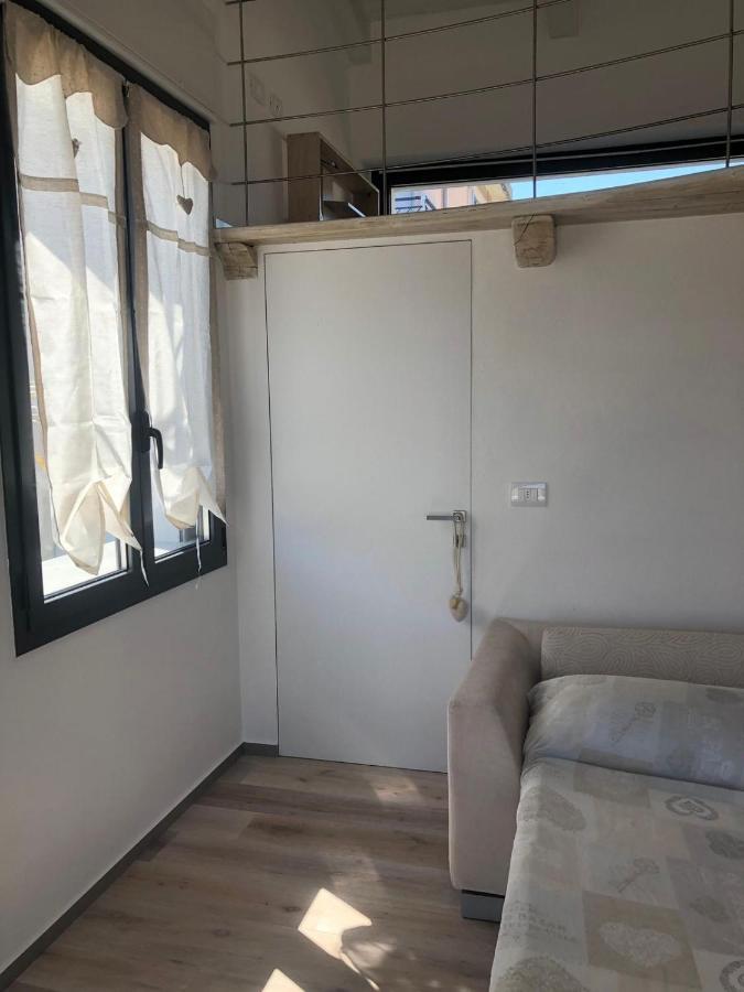 Appartamento Spotorno Con Ampio Terrazzo Attrezzato Anche Con Angolo Cottura Exteriör bild
