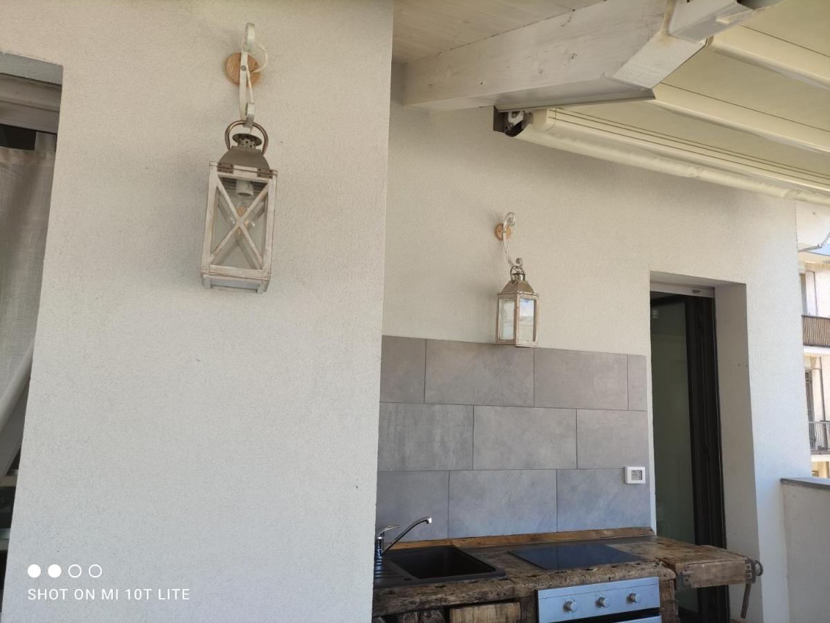 Appartamento Spotorno Con Ampio Terrazzo Attrezzato Anche Con Angolo Cottura Exteriör bild