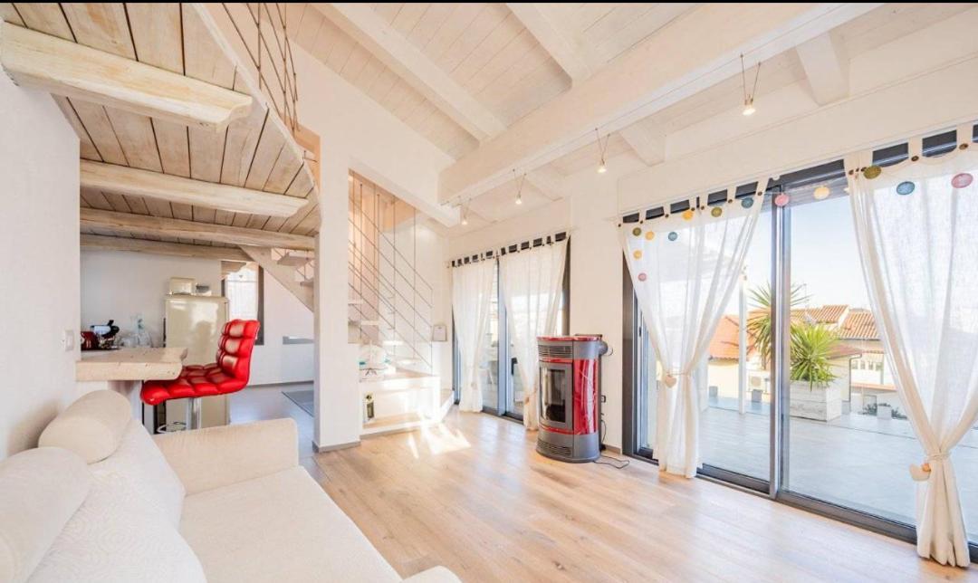 Appartamento Spotorno Con Ampio Terrazzo Attrezzato Anche Con Angolo Cottura Exteriör bild